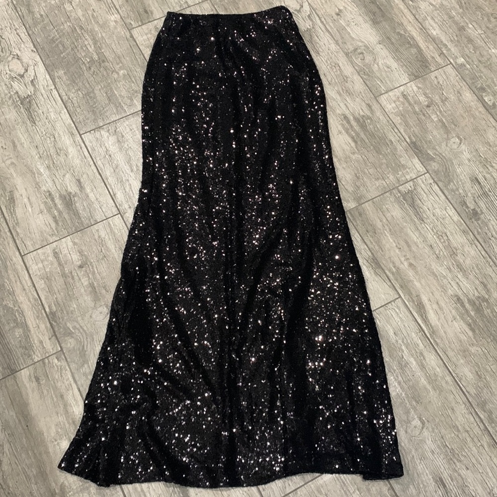 EUC Elegant Sequin Mermaid skirt